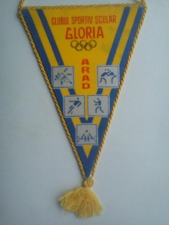 CS SCOLAR GLORIA ARAD -19-